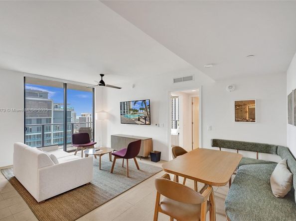 159 NE 6th St 3405, Miami FL 33132