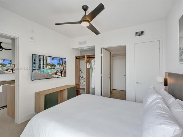 159 NE 6th St 3405, Miami FL 33132