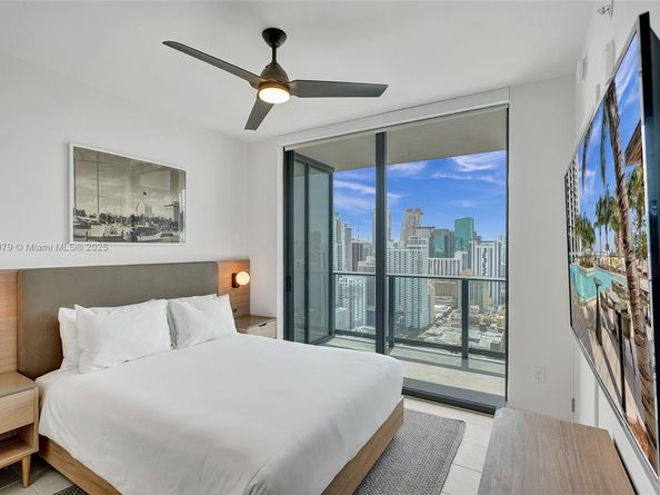 159 NE 6th St 3405, Miami FL 33132