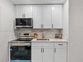 1218 NW 2nd Ave, Fort Lauderdale FL 33311