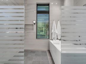 8271 SW 67th St, Miami FL 33143