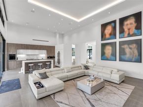 8271 SW 67th St, Miami FL 33143