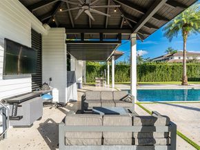 8271 SW 67th St, Miami FL 33143