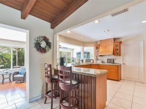 8330 SW 176th St, Palmetto Bay FL 33157
