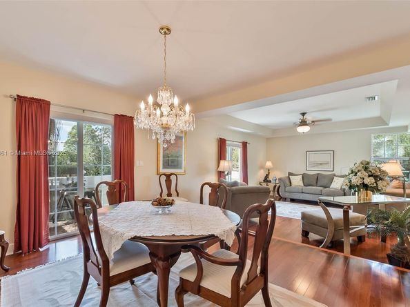 8330 SW 176th St, Palmetto Bay FL 33157