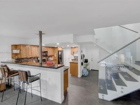 6545 Racquet Club Dr 115, Lauderhill FL 33319