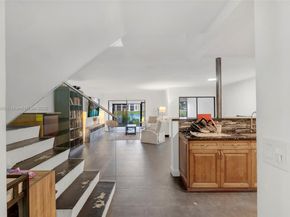 6545 Racquet Club Dr 115, Lauderhill FL 33319