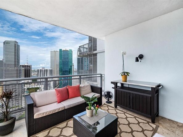 350 S Miami Ave 3807, Miami FL 33130