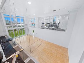 350 S Miami Ave 3807, Miami FL 33130