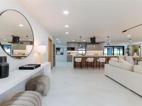 2415 NE 35th Dr, Fort Lauderdale FL 33308