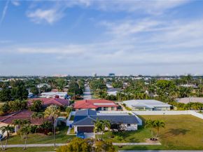 2415 NE 35th Dr, Fort Lauderdale FL 33308