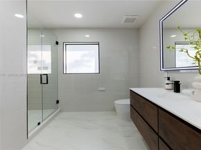 2415 NE 35th Dr, Fort Lauderdale FL 33308