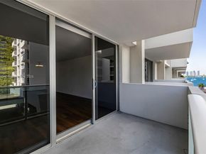Undisclosed Address #A11890605, Miami Beach FL 33139