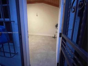 2241 SW 26th St, Miami FL 33133