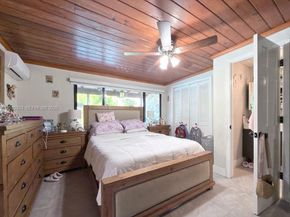 2241 SW 26th St, Miami FL 33133