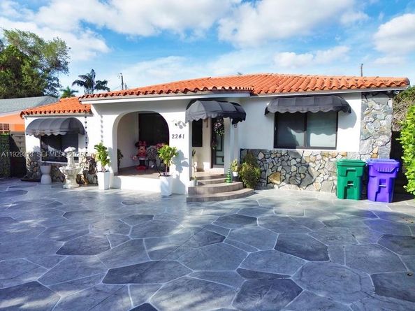 2241 SW 26th St, Miami FL 33133