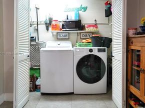 2241 SW 26th St, Miami FL 33133