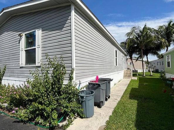 28501 SW 152nd Ave #158, Homestead FL 33033