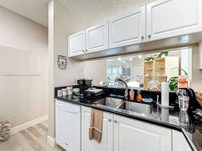 15329 SW 51st St, Davie FL 33331