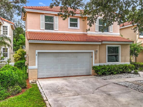 15329 SW 51st St, Davie FL 33331