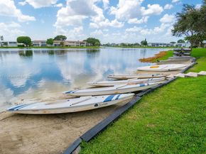 126 Canterbury  E 126, West Palm Beach FL 33417