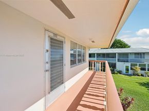 126 Canterbury  E 126, West Palm Beach FL 33417