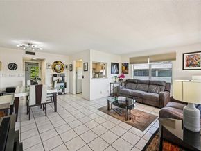 126 Canterbury  E 126, West Palm Beach FL 33417