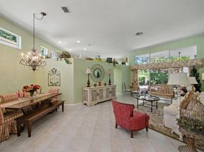 207 Sunset Bay Court, Palm Beach Gardens FL 33418