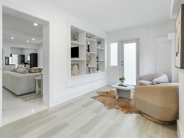 142 NW 47th Ter, Miami FL 33127