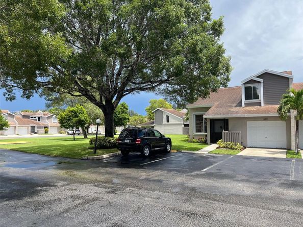 640 Woodgate Ln A, Sunrise FL 33326