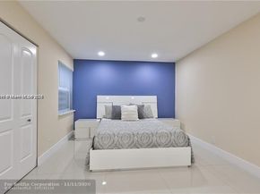 3100 Riverside Dr 107, Coral Springs FL 33065