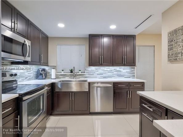 3100 Riverside Dr 107, Coral Springs FL 33065