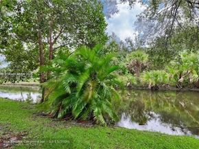 3100 Riverside Dr 107, Coral Springs FL 33065