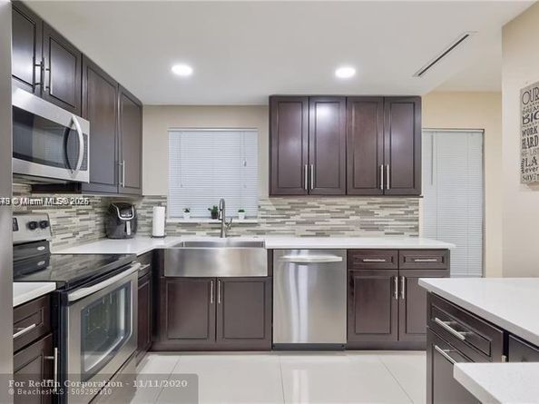 3100 Riverside Dr 107, Coral Springs FL 33065