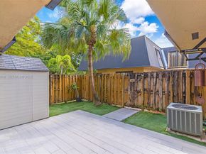 14289 SW 94th Cir Ln 101, Miami FL 33186