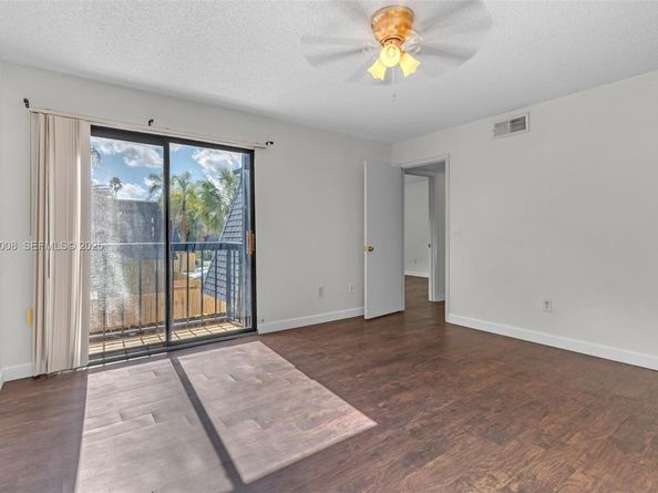 14289 SW 94th Cir Ln 101, Miami FL 33186