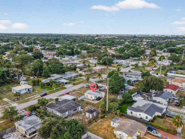 15925 NW 19th Ave, Miami Gardens FL 33054