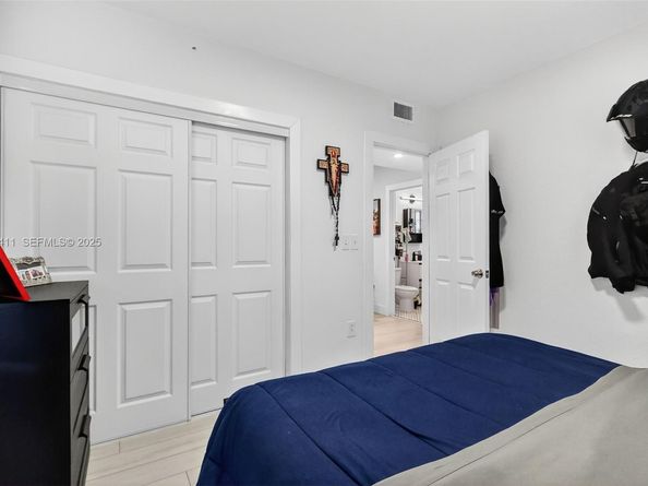 15925 NW 19th Ave, Miami Gardens FL 33054