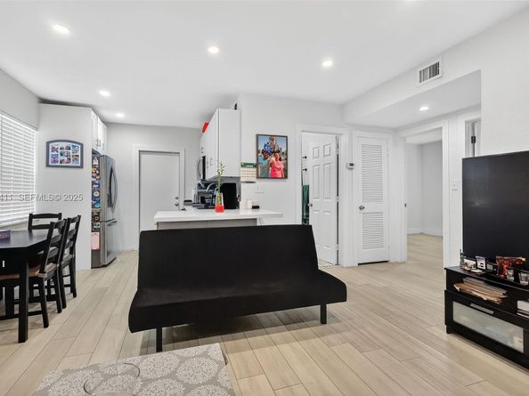 15925 NW 19th Ave, Miami Gardens FL 33054