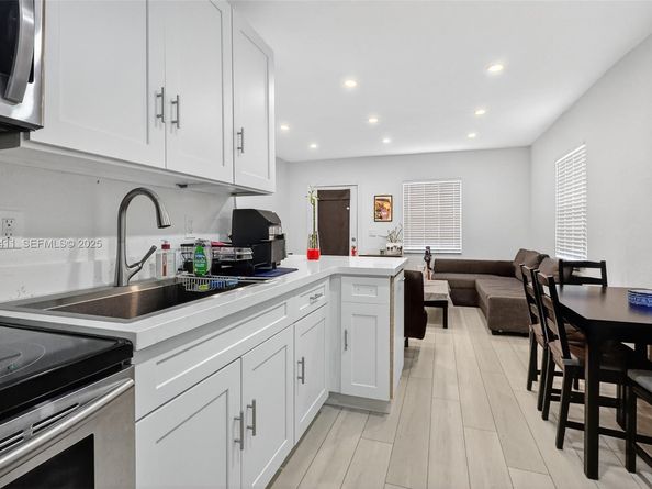 15925 NW 19th Ave, Miami Gardens FL 33054