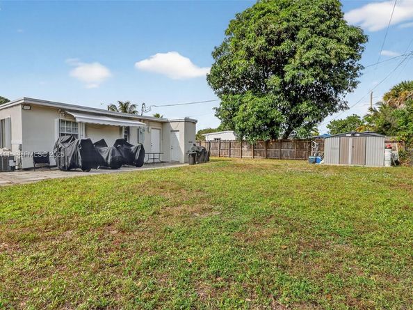 15925 NW 19th Ave, Miami Gardens FL 33054