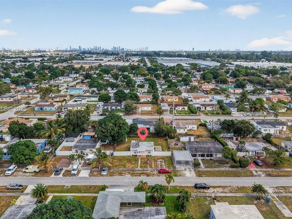 15925 NW 19th Ave, Miami Gardens FL 33054