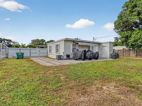 15925 NW 19th Ave, Miami Gardens FL 33054