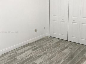 8590 SW 212th St 303, Cutler Bay FL 33189