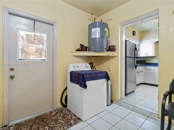 Undisclosed Address #A11851041, North Miami Beach FL 33162