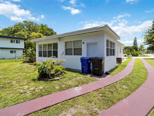 Undisclosed Address #A11851041, North Miami Beach FL 33162