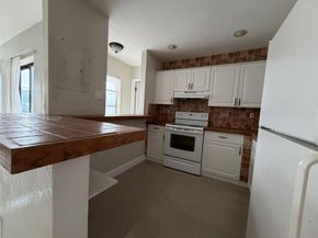 17650 NW 68th Ave A2008, Hialeah FL 33015