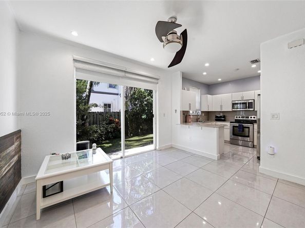 7634 NW 114th Path, Doral FL 33178