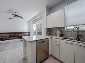 7634 NW 114th Path, Doral FL 33178