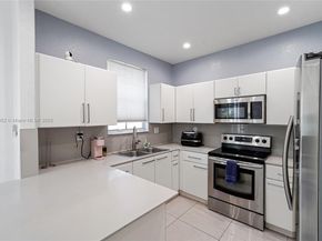 7634 NW 114th Path, Doral FL 33178